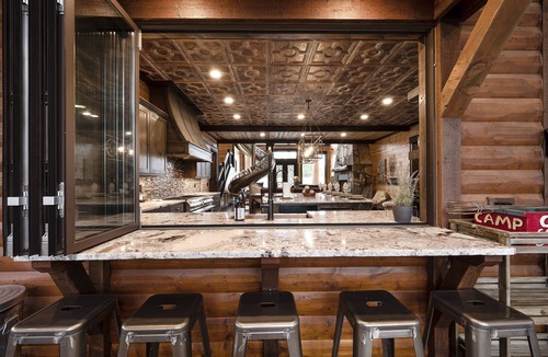 Broken Bow Cabin | Sleeps 32| Epic Slides-Waterslide-Theater-Sauna
