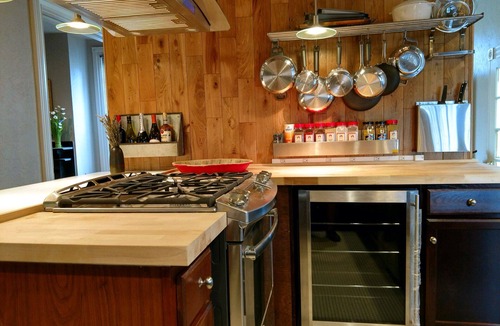 Emsworth House | SLEEPS UP TO TWELVE, FREE PARKING, NO CLEANING FEES & DISCOUNTS FOR 7+ DAYS