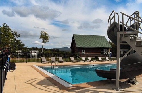 Sunday River Area Cabin | Smore's Cabin, beautiful mountain views