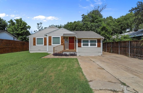Central Arlington House | Soccer Championship | Walk to AT&T Stadium | Sleeps 6