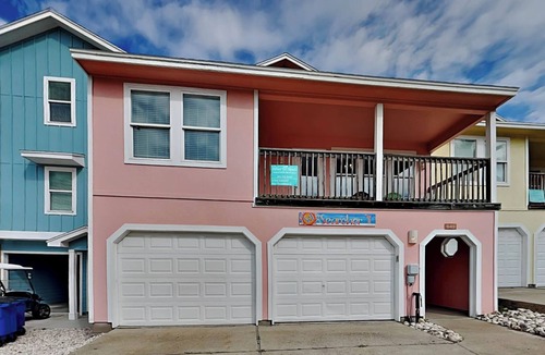 Sand Point House | Sol Searcher by Silver Sands Vacation Rentals