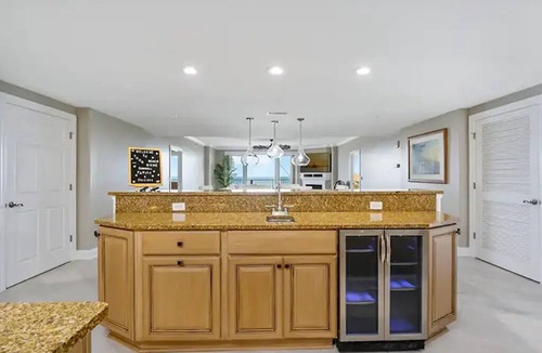 Ocean City House | SOUTH BEACH 601 ULTRA LUXURIOUS BOARDWALK GYM IN/OUT POOL