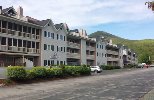 Lincoln Condo | Spacious 1 BR; views of Loon Mountain!