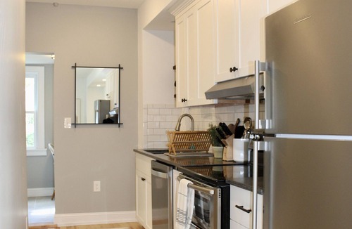 West End Apartment | Spacious 2BR Apartment in Historic West End!