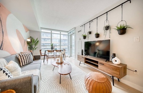 Toronto Entertainment District Apartment | Spacious 2BR Downtown Escape at Maple Leaf Square