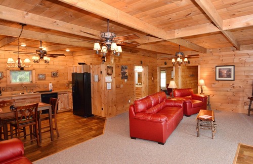 Inlet Cabin | Spacious 2br w/custom Adirondack craftsmanship