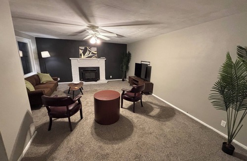 West Mifflin House | Spacious 4-bedroom house in beautiful Pittsburgh