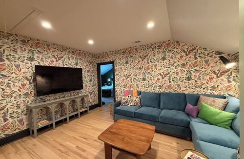 Athens House | Spacious 4-bedroom home in Five Points. Walk to stadium.