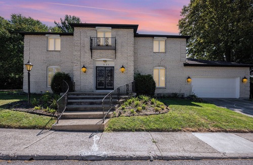 Xenia House | Spacious 4-bedroom house in Xenia near Universities