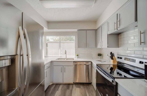 Plano House | Spacious 4BR Retreat w/Hot Tub Comfort in Plano