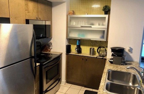 Wellington Place Apartment | Spacious 5215