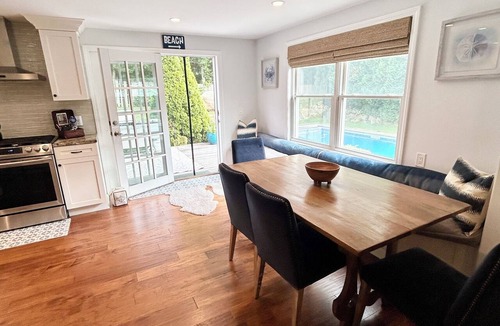 Westerly House | Spacious 5bdrm home- saltwater pool, WiFi, AC, private beach parking pass