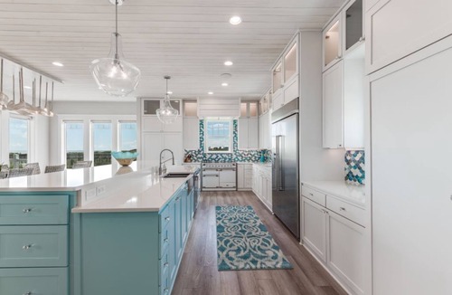 Port Aransas House | Spacious 6-bedroom house in charming Port Aransas, with ocean views and a pool