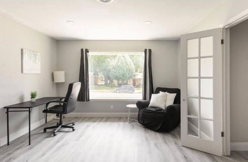 Garland House | Spacious, and centrally Located, 25 minutes from the Center of Downtown Dallas