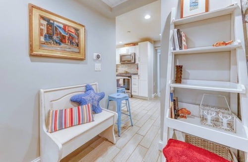East Bayside Condo | Spacious and Contemporary Condo in the Heart of Portland - Close to Beach