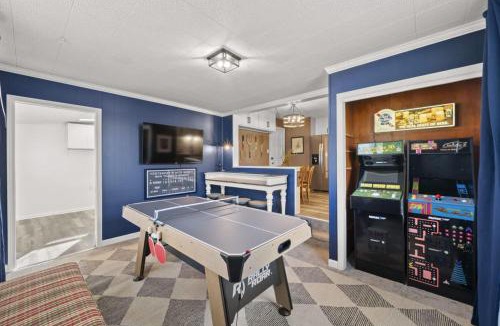 Grandview Heights House | Spacious Family 4BR Home in Columbus