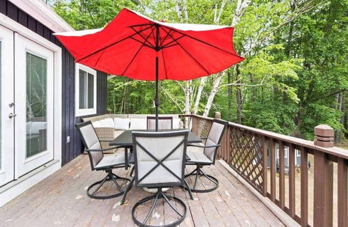 Naples Cabin | Spacious Family Home w/Long Lake Access
