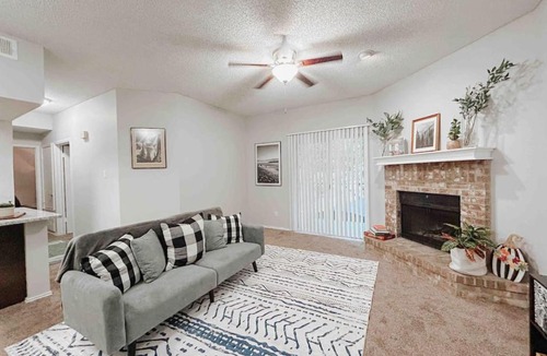 South Side Apartment | Spacious Family Value Retreat - Pool and Garage