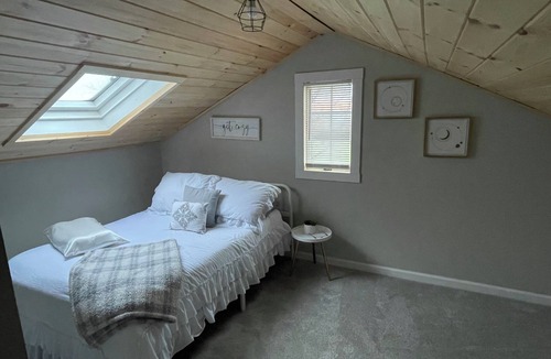 Bristol Hills House | Spacious Freshly Renovated Canandaigua Farmhouse Huge ACREAGE peaceful beauty!