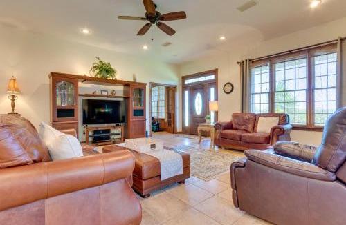 Greenbrier House | Spacious Greenbrier Vacation Rental on ~ 4 Acres!