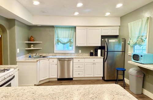 Johnson City Apartment | Spacious Home in Johnson City, NY by BU, UHS & BCC
