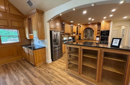 Westminster House | Spacious Modern Home on Acreage