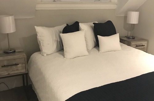 Maple Heights House | Spacious, Newly-Remodeled 2BR Cape Cod