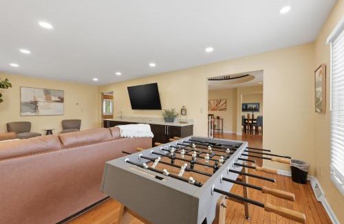 Pepper Pike House | Spacious Pepper Pike Home - Near CLE Clinc & CWRU