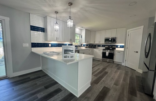 Willoughby Hills House | Spacious Relaxing Luxury 4-5BR Near DT Willoughby, Cleveland, & Lake Erie
