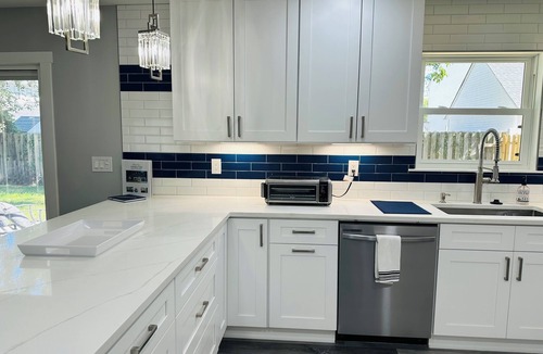 Willoughby Hills House | Spacious Relaxing Luxury 4-5BR Near DT Willoughby, Cleveland, & Lake Erie