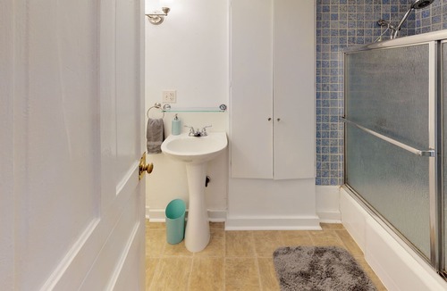Ithaca House | Spacious, renovated Ithaca favorite! Restaurant-style kitchen, plenty of rooms!