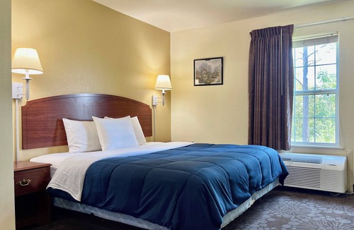 Blanco Hotel | Spacious Suite in Hotel