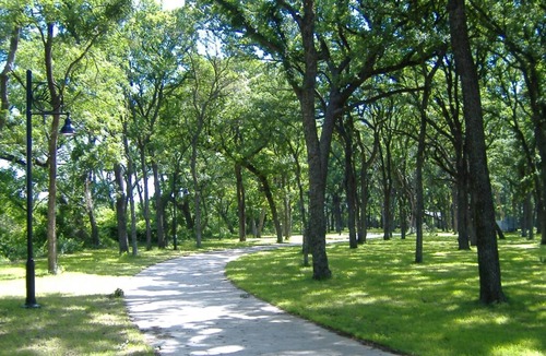 Grand Prairie House | Spacious Unit Close to Savanna Plaza! w/ Grand Prairie Views from Living Area!