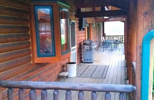 Emlenton Cabin | Spacious Vacation Rental Perfect for Family Reunions near Pittsburgh, Pennsylvania