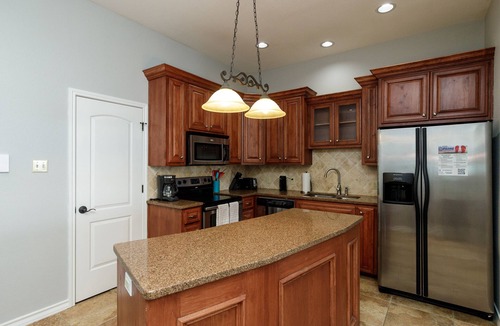 Corpus Christi House | Spacious Waterfront Retreat | Balcony, Huge Deck & Views