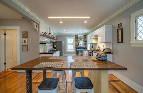 Rochester Apartment | Spectacular home in prime location close to venues, hospitals, and universities.