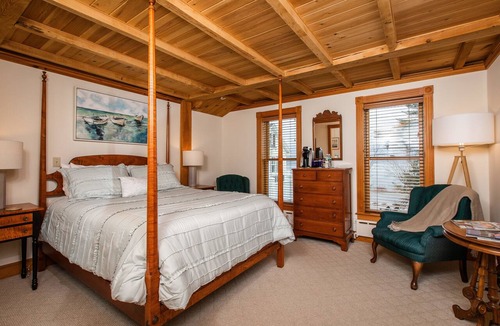 Lincolnville House | Spouter Inn Bed & Breakfast