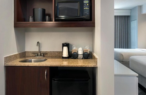 Tarentum Hotel | SpringHill Suites Pittsburgh Mills
