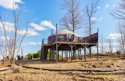 Knox Dale RV Rental | Starlit Haven | Hot Tub, Stargazing Loft, Nature Retreat in PA Wilds