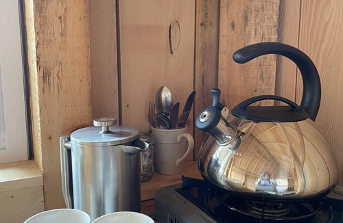 Hammondsport Cabin | STARWOOD - PET FRIENDLY! - OFF GRID - ROMANTIC - ON WINE TRAIL