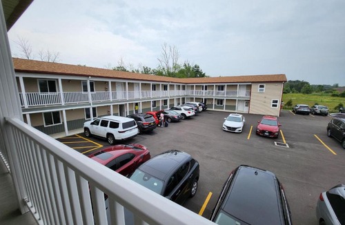 Niagara Falls Apartment | Stay Inn Niagara Falls Vacation Studios