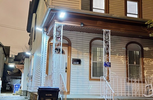 Front Park Apartment | Stay On The Edge: Canada Border + Downtown Buffalo
