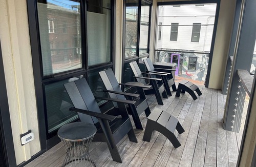 East Bayside House | Steps from Old Port. New, Beautifully Appointed Home. Sleeps up to 11.