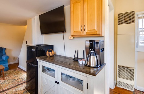 Mayville Cottage | Steps to Chautauqua Lake: Cozy Cottage w/Gazebo