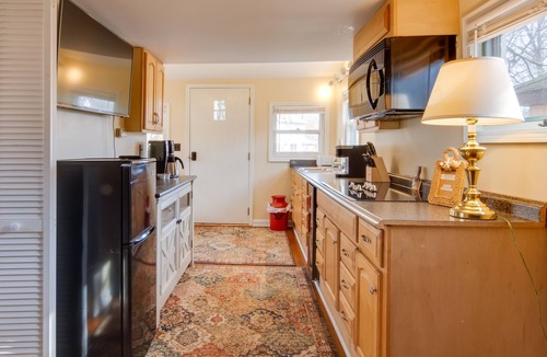 Mayville Cottage | Steps to Chautauqua Lake: Cozy Cottage w/Gazebo