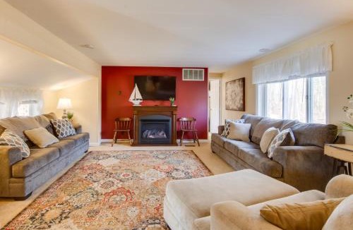 Mayville House | Steps to Chautauqua Lake! Mayville Haven w/Patio