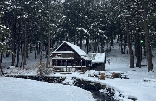 Coudersport Cabin | Streamside Log Cabin Cherry Springs Stargazing