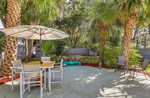 Darien House | Stroll to Town! Charming Darien Gem, Private Yard