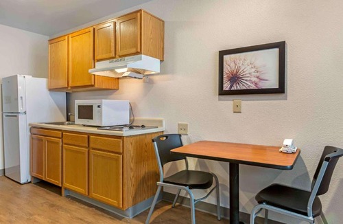 El Dorado West Hotel | Studio 6 Extended Stay El Paso East TX
