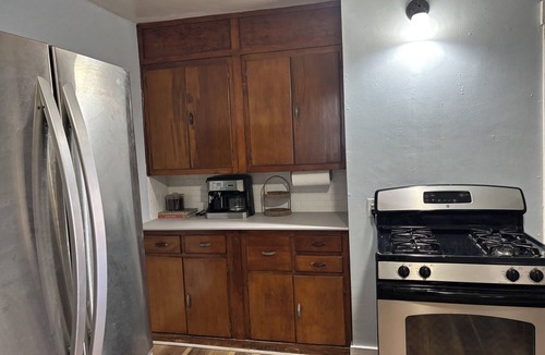 Bellevue Apartment | Studio Apartment Near Downtown & Draft – Free Parking